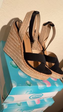 Black Wedges