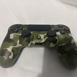 PS4 Slim w/Controller 