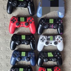 Playstation 4 Dualshock 4 Controllers