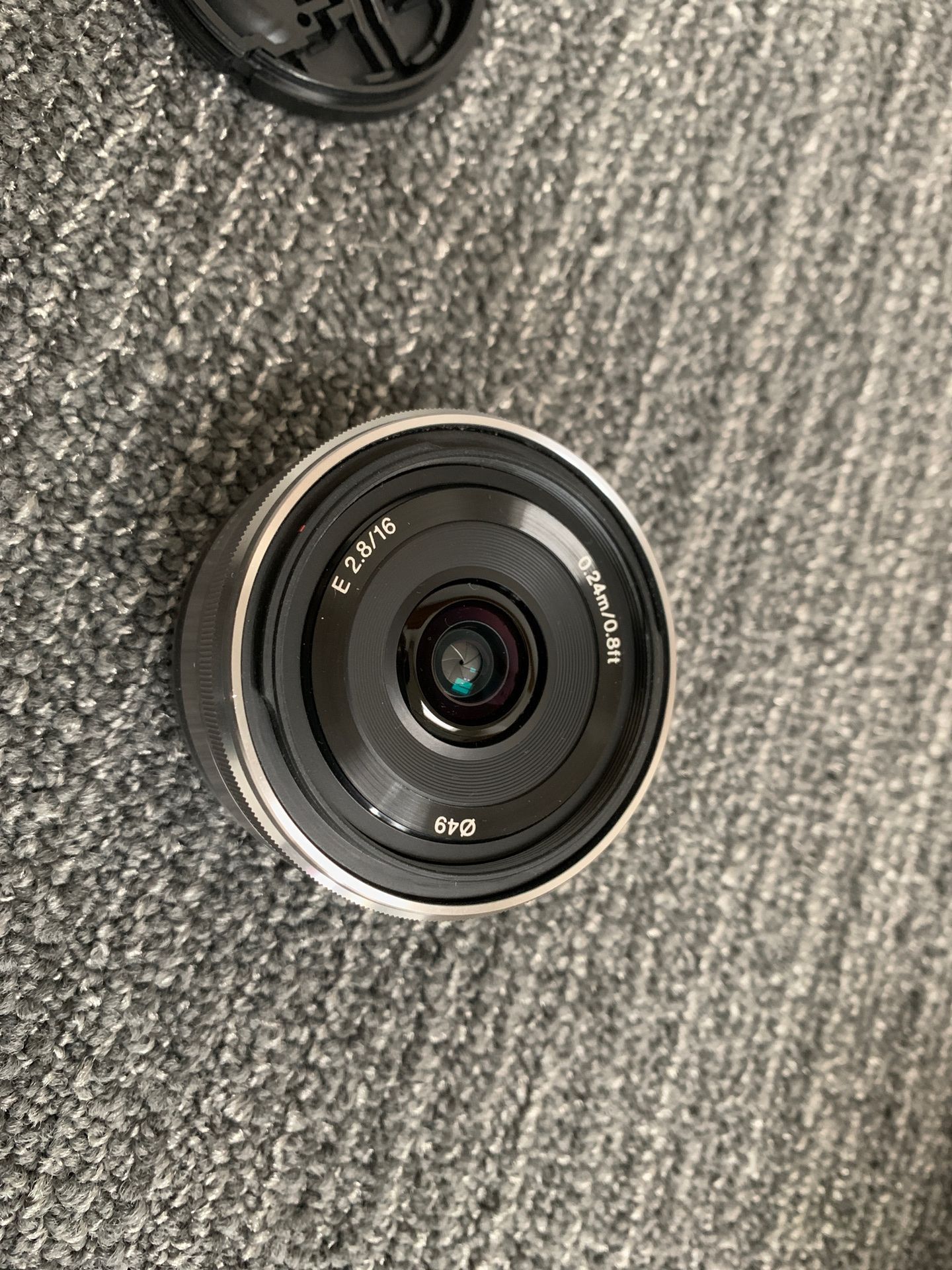 Sony E mount 16mm/2.8 wide angle lens perfect condition