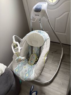 Baby swing