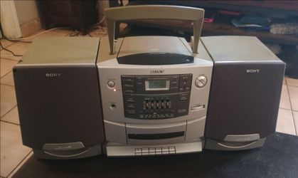 Sony CFD-2500 Boombox CD Cassette Radio
