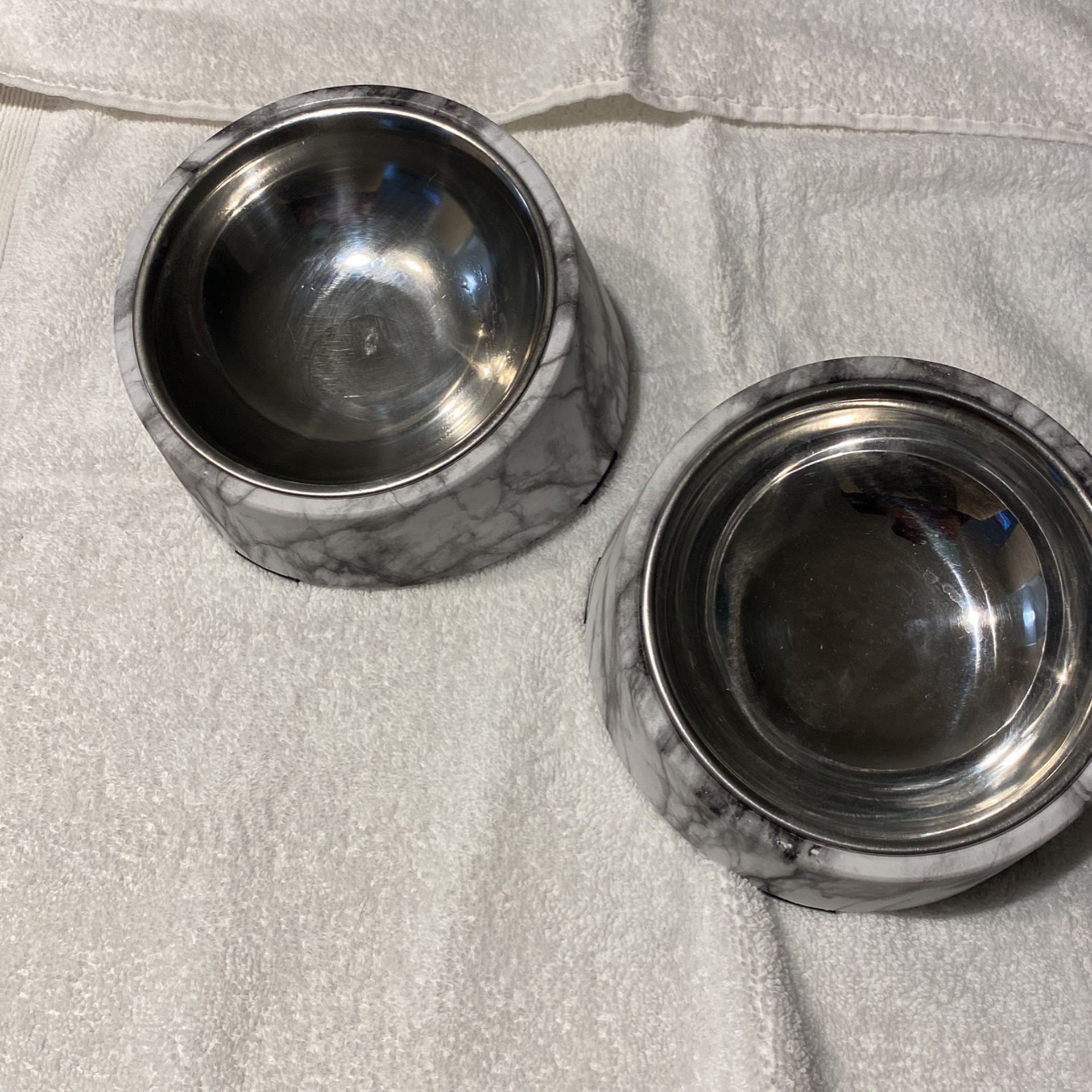 Small Marble Slanted Pet Bowls