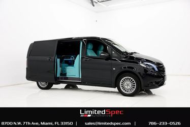 2023 Mercedes-Benz Metris Passenger