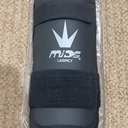 MIDS ARM GUARD - Cricket