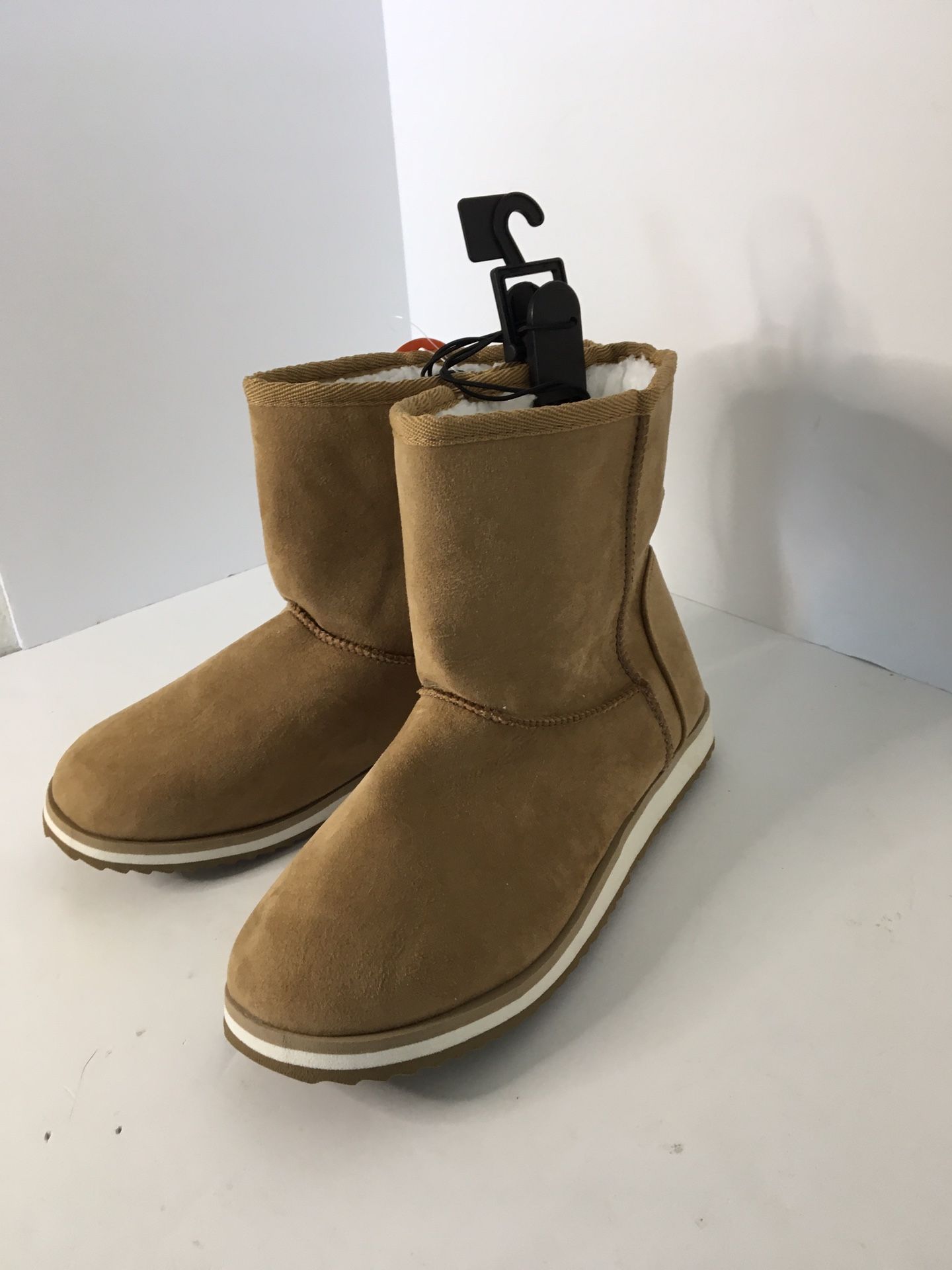 New Girls Size 6 Wonder Nation Faux Fur Cozy Boots