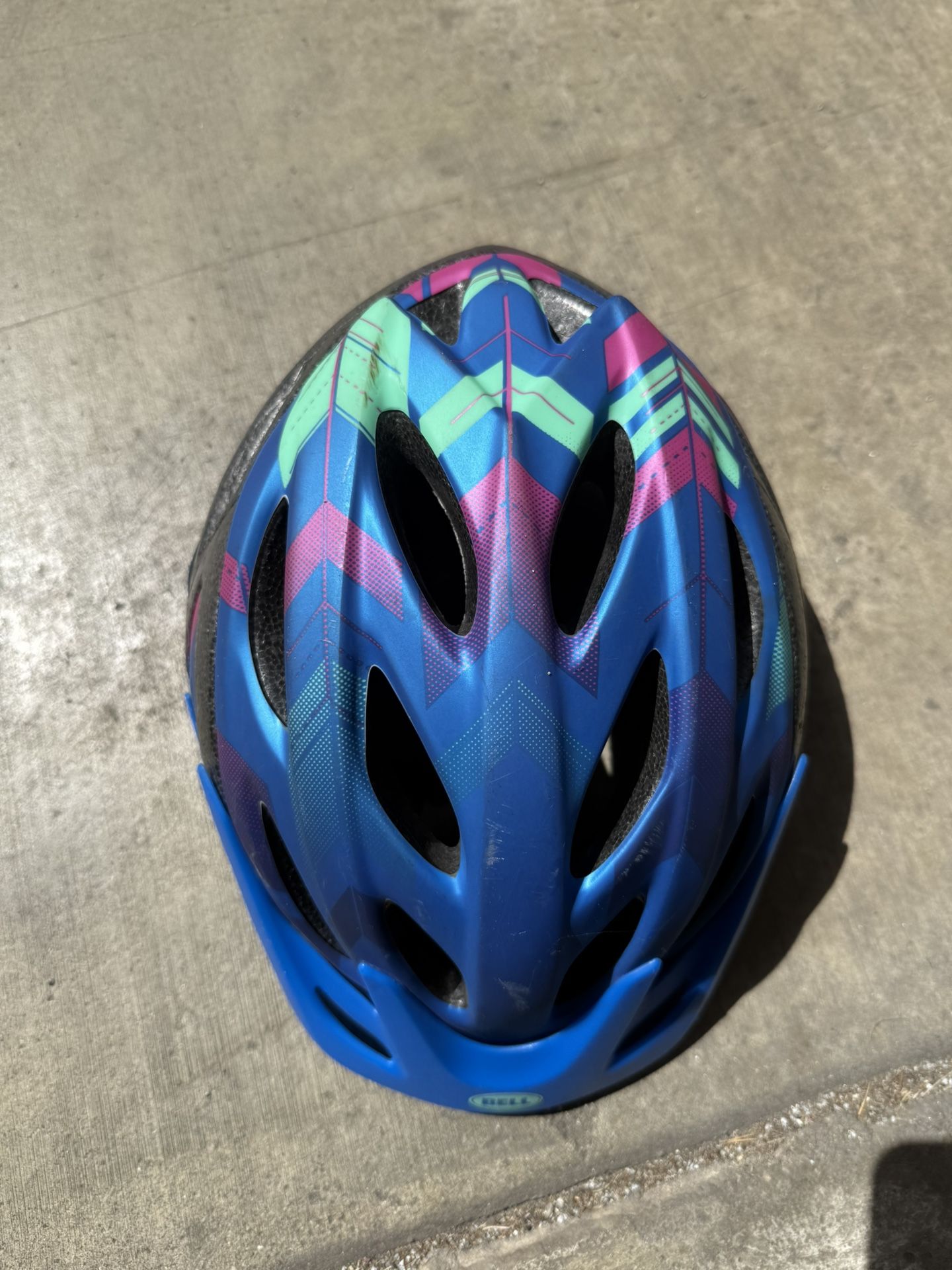 Bike helmet for boys and girls ages 8-14, BELL brand