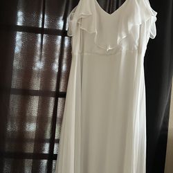 Elegant Long White Dress ( PLUS SIZE) 