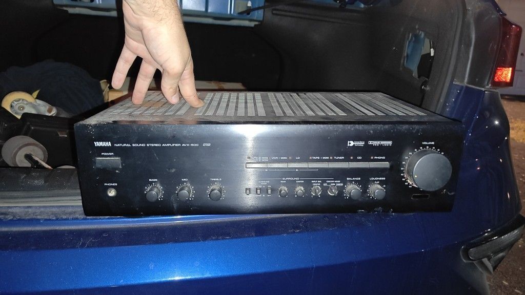 Yamaha Natural Sound Stereo Amplifier AVX-500 RS