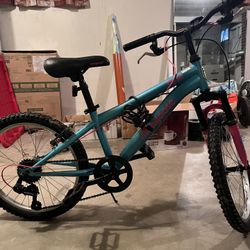 Girl’s Mongoose Bike