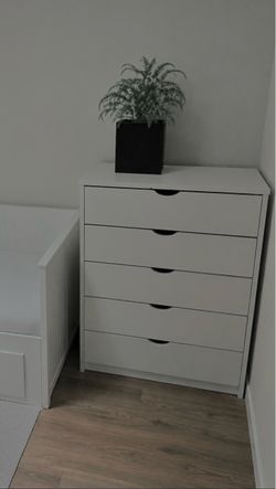 White 6-Drawer Tall Dresser