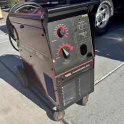 Lincoln Electric Power Mig 200 welder