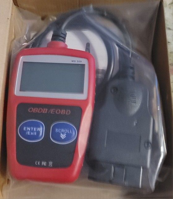 DIAGNOSTIC CODE READER