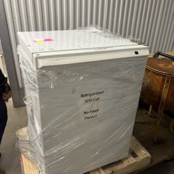 LARGE SIZE REFRIGERATOR FRONT DOOR