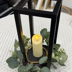 Black Wooden Center Pieces 