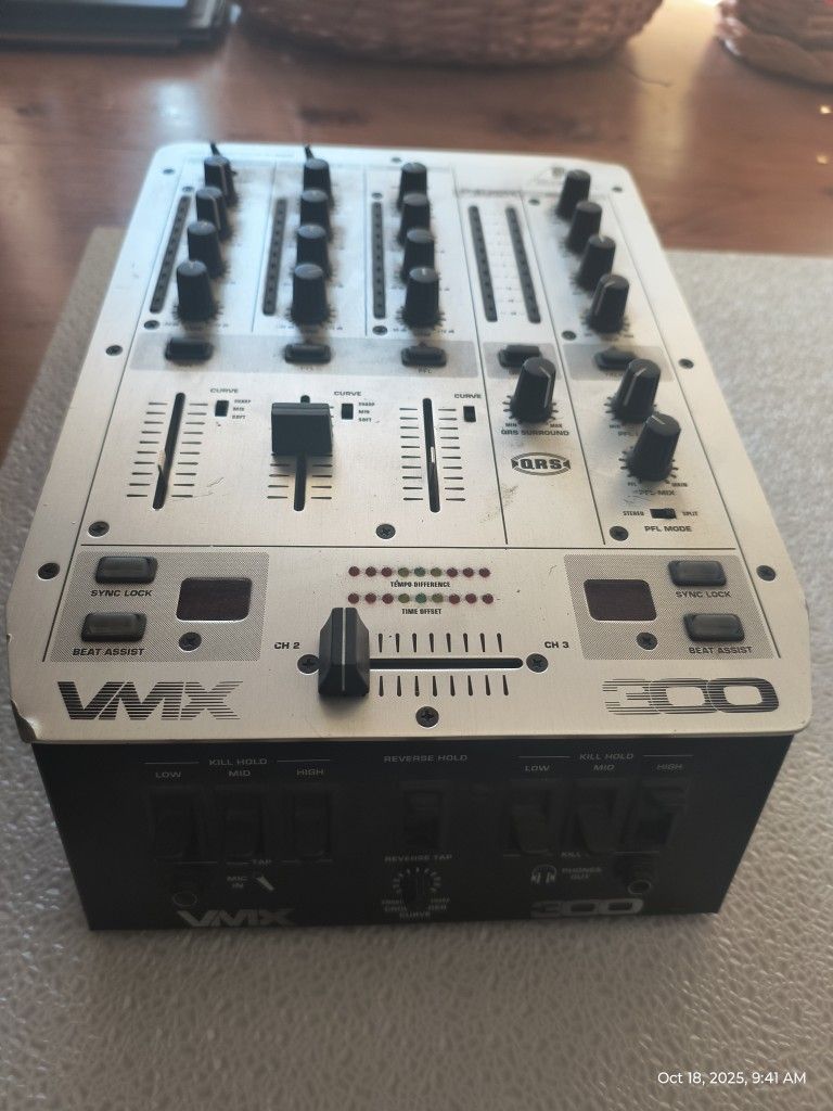 VMX 300 Pro Mixer