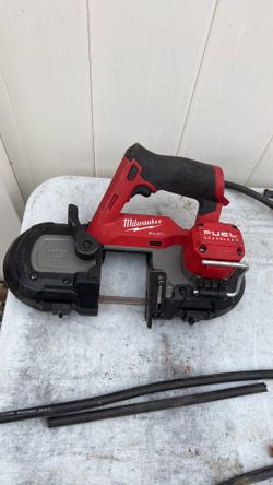 Milwaukee bandsaw m18