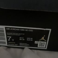 Air Jordan 1 Mid Se