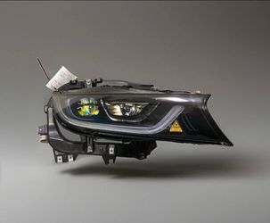 2014 2015-2019 2020 BMW I8 LASER RIGHT HEADLIGHT USED OEM COMPLETE (contact info removed)-01