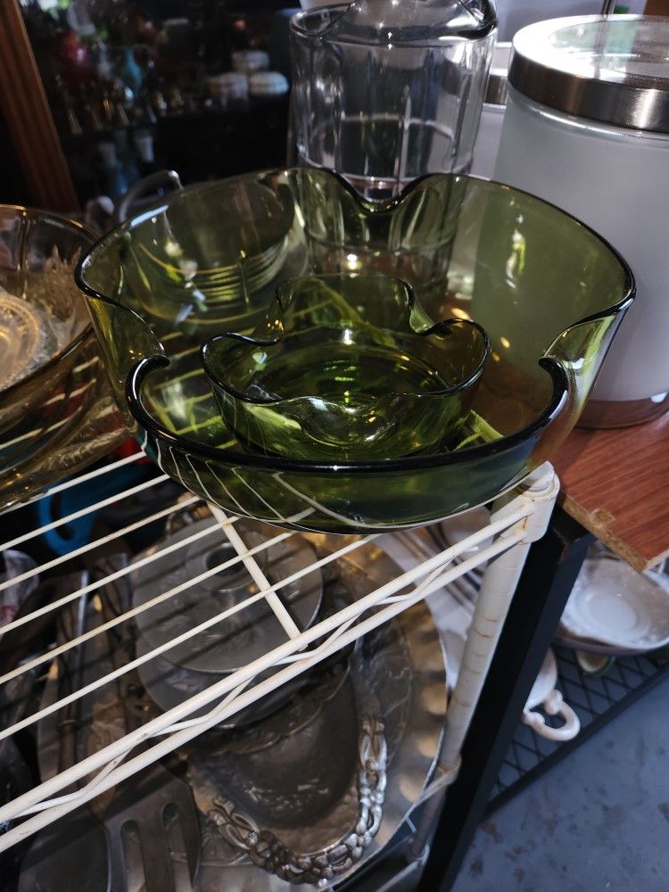 Vintage 2 Green Glassware