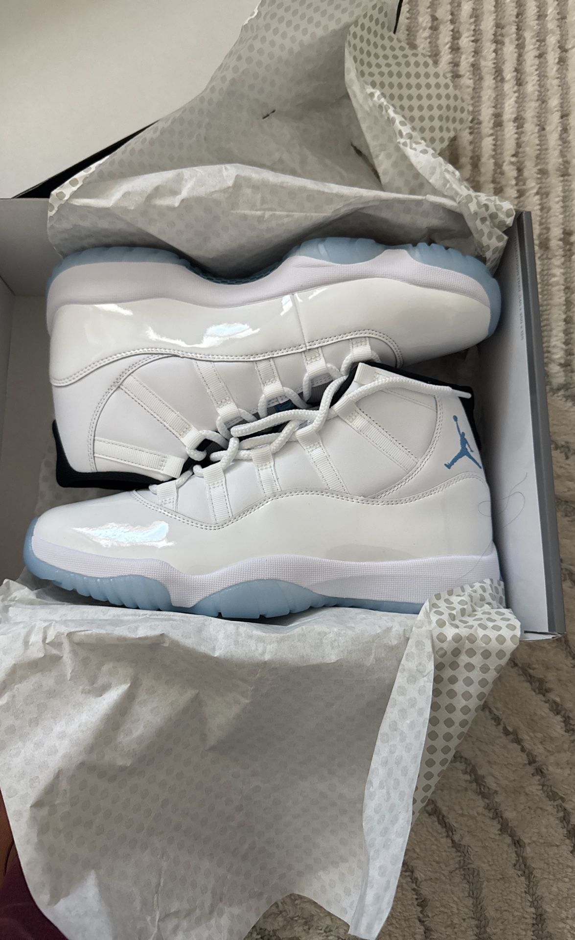 Jordan 11-Legend Blues