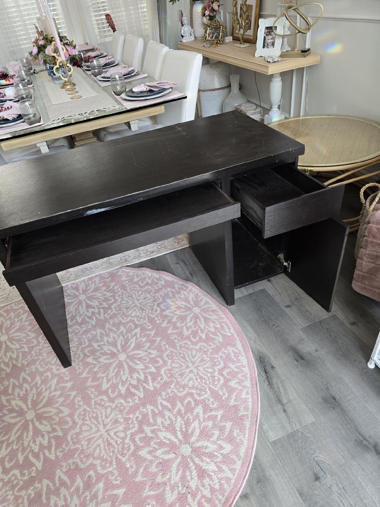 Free Desk