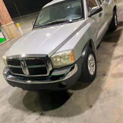 2005 Dodge Dakota