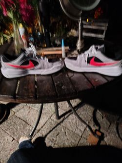 Brand new Nike jordans cmft size 10