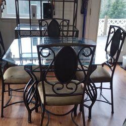 Three-piece Matching Set Dining Room Table Wine Buffet Coffee Table