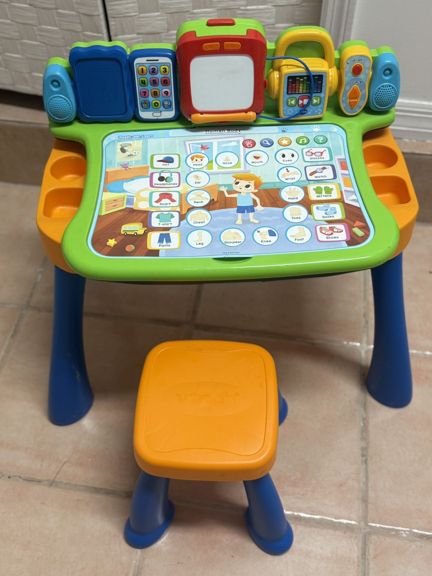 VTECH TOUCH AND LEARN ACTIVITY DESK Interactive Desk For Children/ Toddlers
