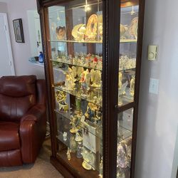 Elegant Curio