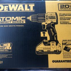 New Dewalt Atomic Hammer Drill Kit