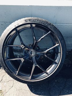 Porsche BC Forged wheels and tires