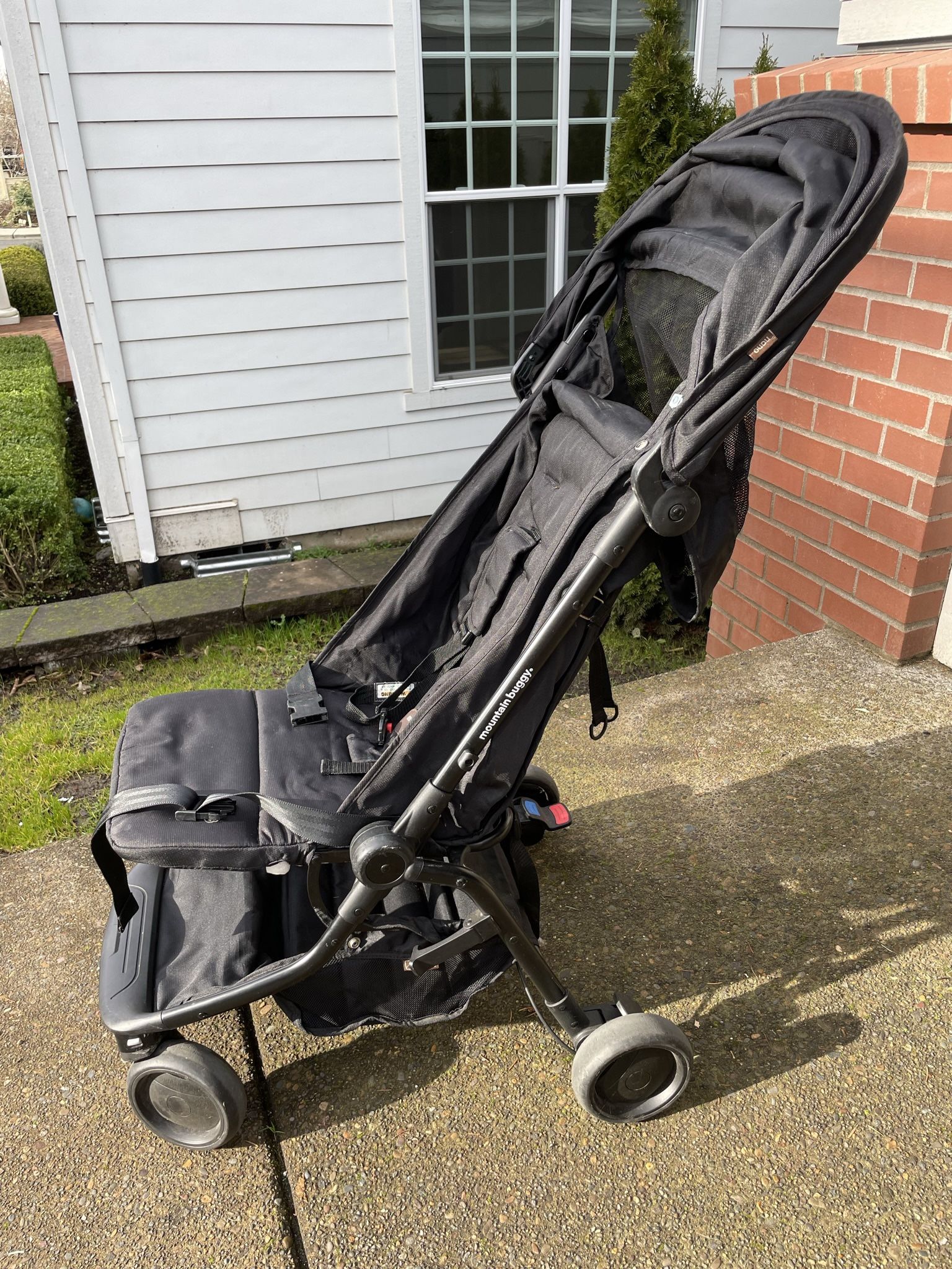 Stroller - Collapsible