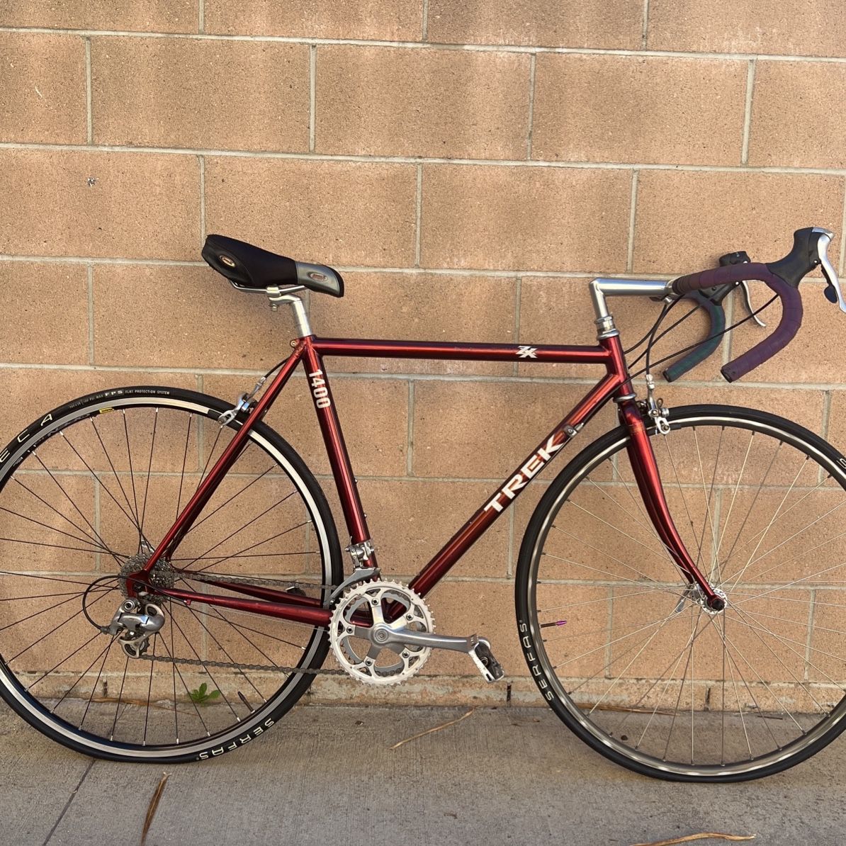 trek 1400 bicycle Trek 1400 Road Bike 52cm for Sale in Bellflower, CA
