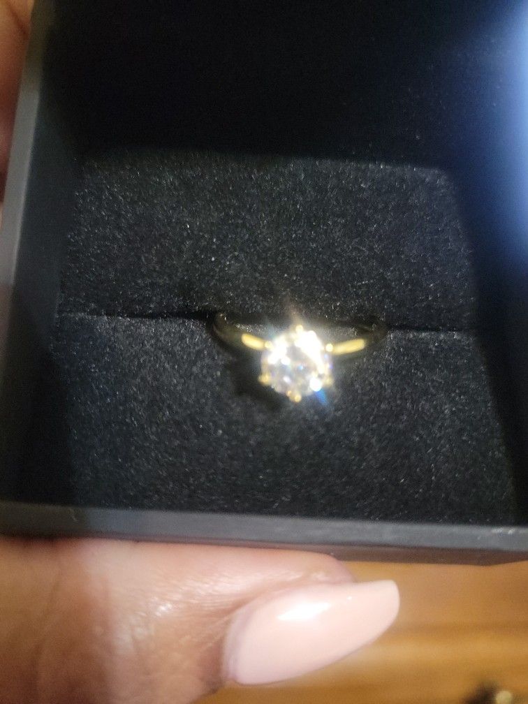 1 Ctw 6 Prong Gold Plated Moissanite Ring Size 7