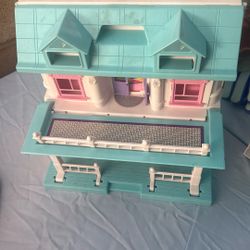 Vintage Doll House