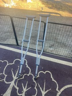 walking crutches