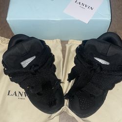 Lanvin curb