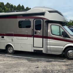 2019 Tiffin Wayfarer 25QW