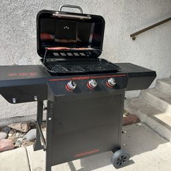3  BURNER 🔥 🔥 🔥 BBQ 🥩 GRILL NEW ASSAMBLED FROM THE BOX 