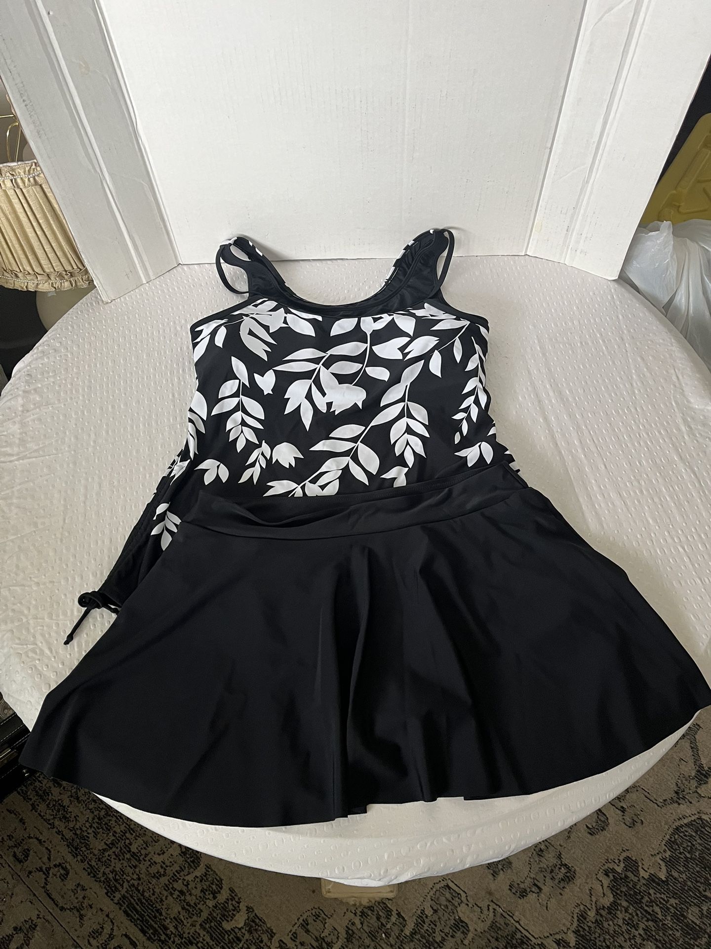 New Women Swimwear XL Two Piece