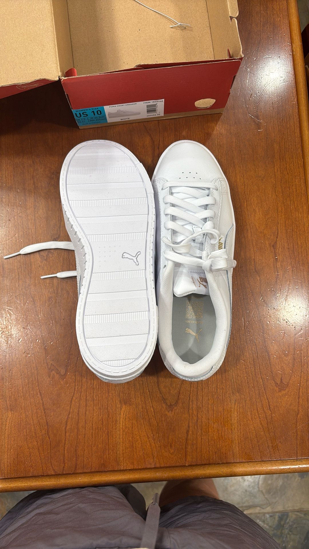 Brand New Puma Leather Tennis Shoes