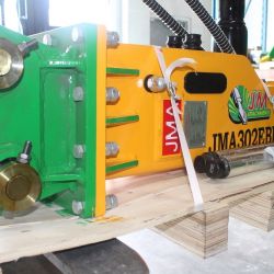  Hydraulic Hammer Breaker for Caterpillar CAT302 or Simillar Machines. 
