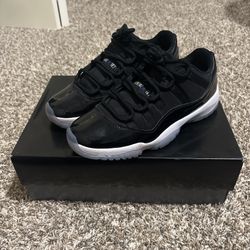 Air Jordan Low 11s