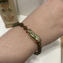 Mother Of Pearl And Jade  Beaded Bracelet