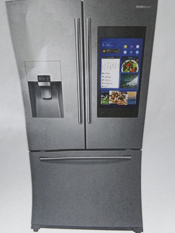 I am selling a new samsung refrigerator, never used model RF265BEAESR