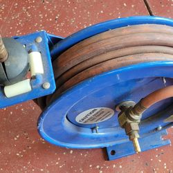 Coxreels P-LP-325 Low Press Spring Rewind Reel & Hose - 3/8" x 25' Air Hose 300 Psi