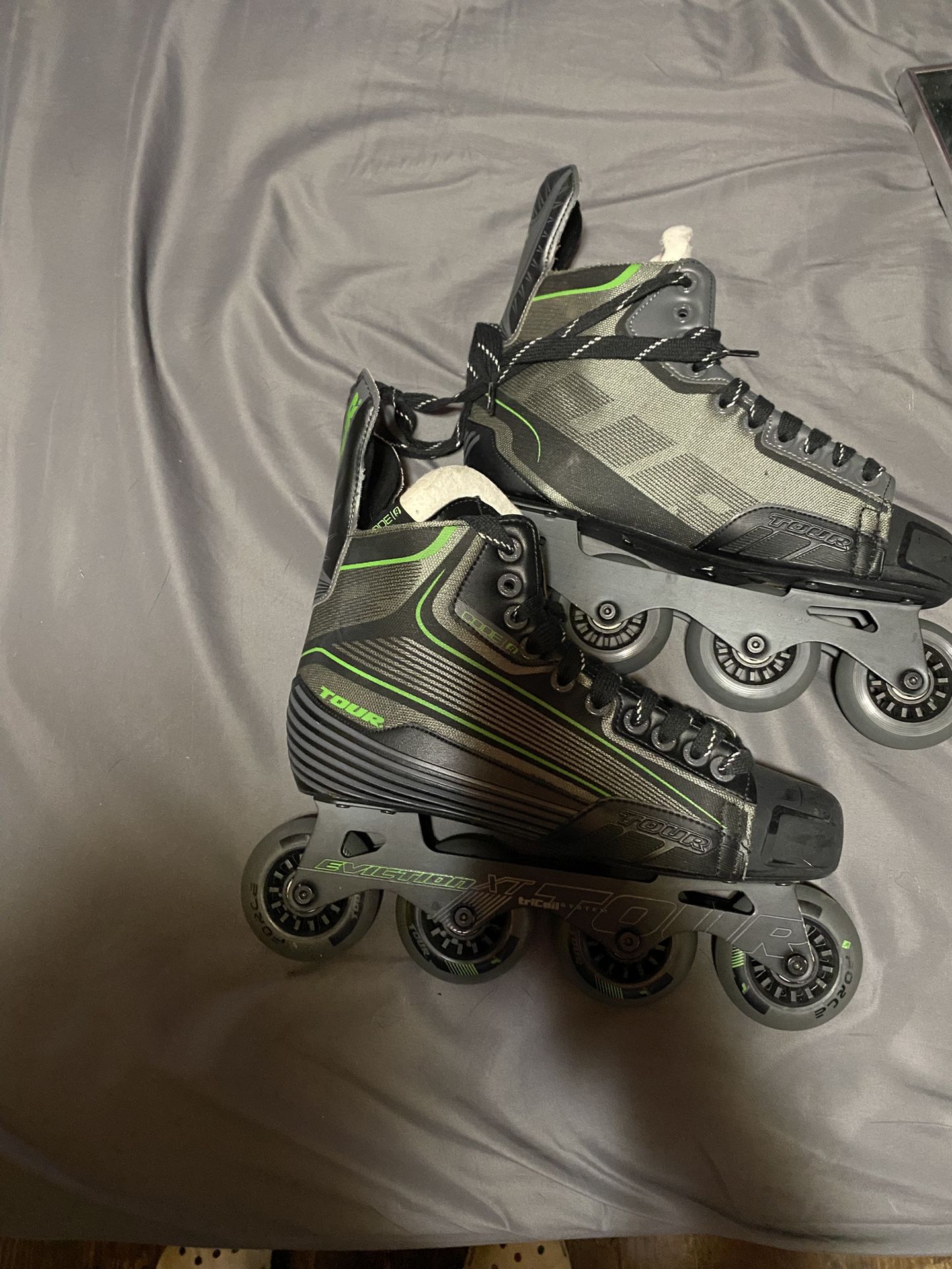 Brand New True Roller Blades