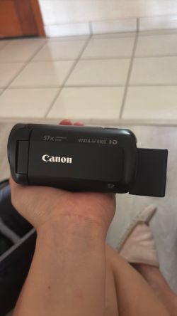 Canon Vixia Video Camera + 2 extra batteries